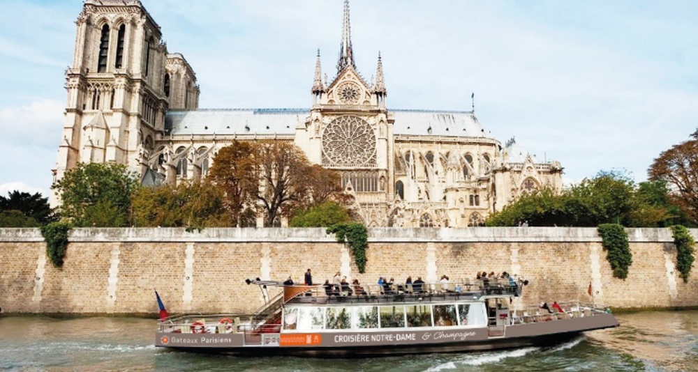 Notre-Dame mise en Seine